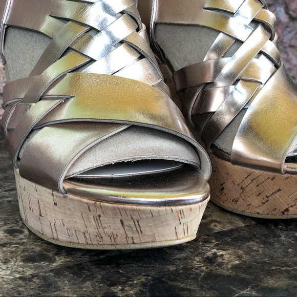 NEW GUESS Haela Wedge Sandals - Picture 7 of 11